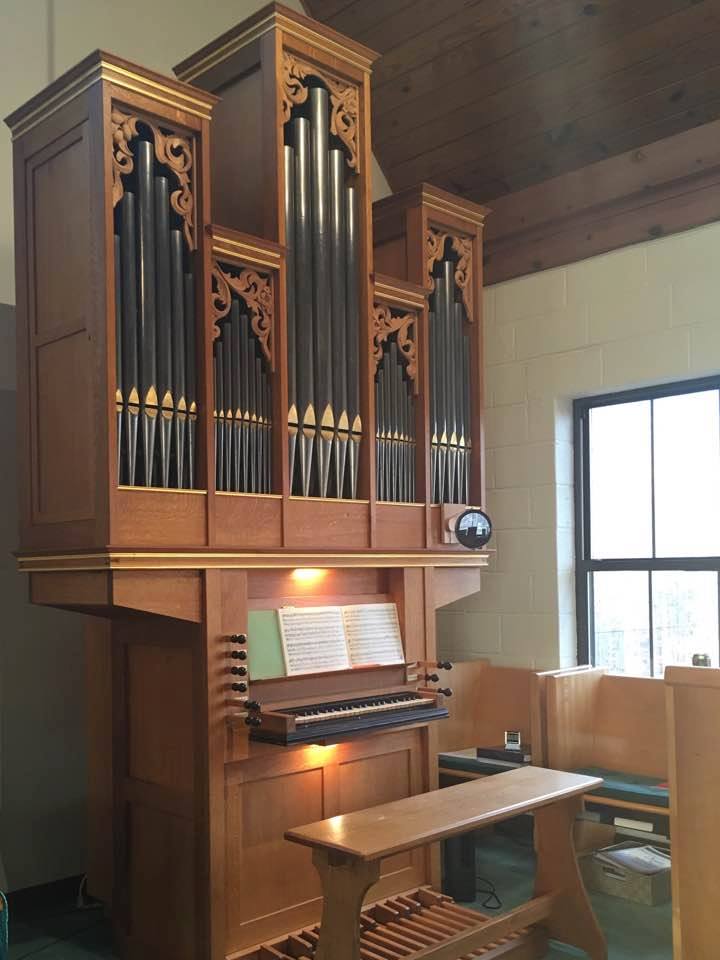 Kathy Parkins Gives Organ Concert